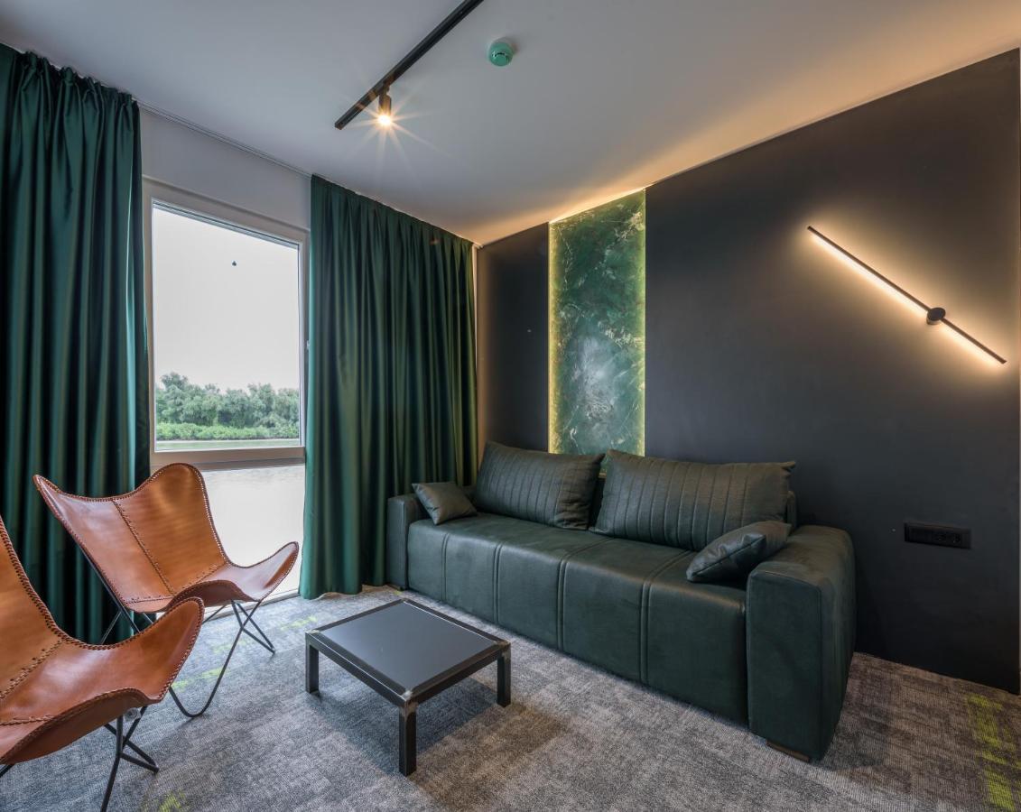 Joy 5 Hotel & Spa Belgrade Exterior photo