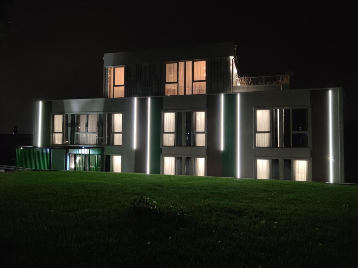 Joy 5 Hotel & Spa Belgrade Exterior photo